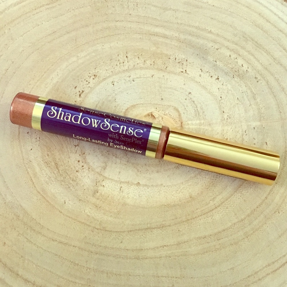 ✨ Rose Gold Shimmer ShadowSense Eye Shadow